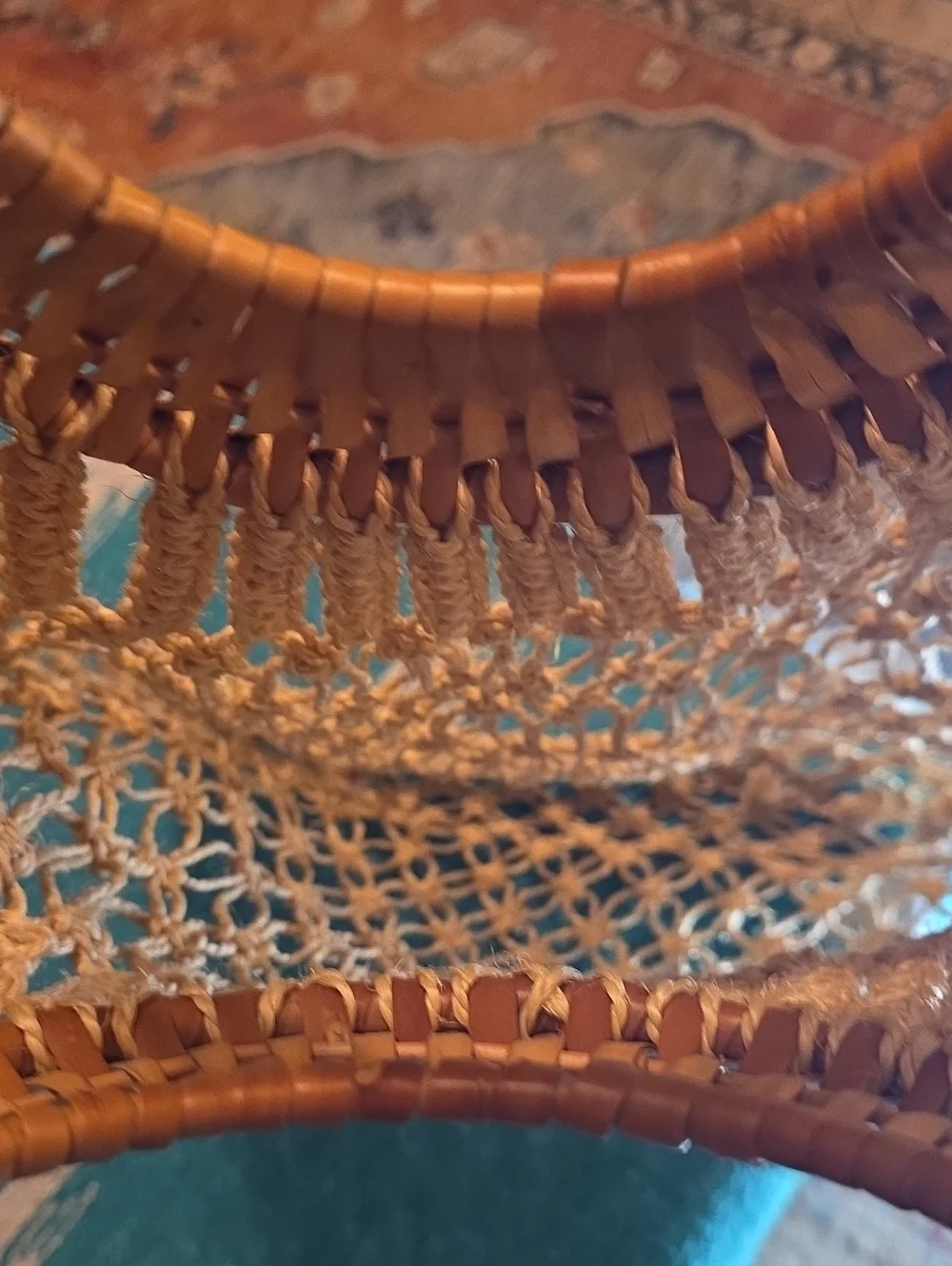 VTG Boho Macrame Straw Net Shoulder Bag Wooden Handle EUC